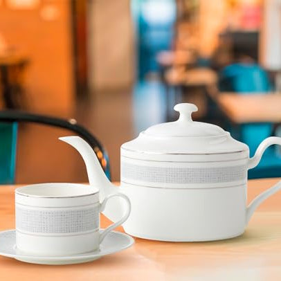Modern Teapot for 4 with Built-in Filter for Loose Leaf Tea, 1.3L, Tea Lovers