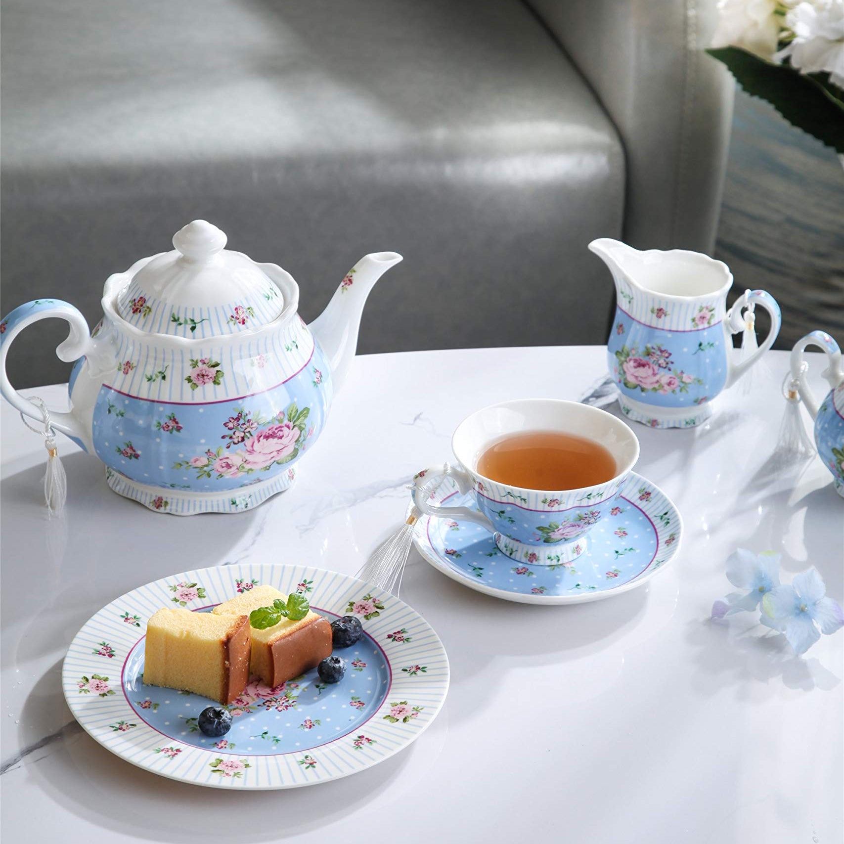 Porcelain Gift Set - Teapot, Sugar Bowl, Cream Milk Jug - Chic Vintage Floral - Gift Box (Blue Rose)