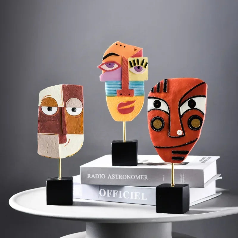 Nordic Abstract Face Resin Sculpture - Modern Art Figurine