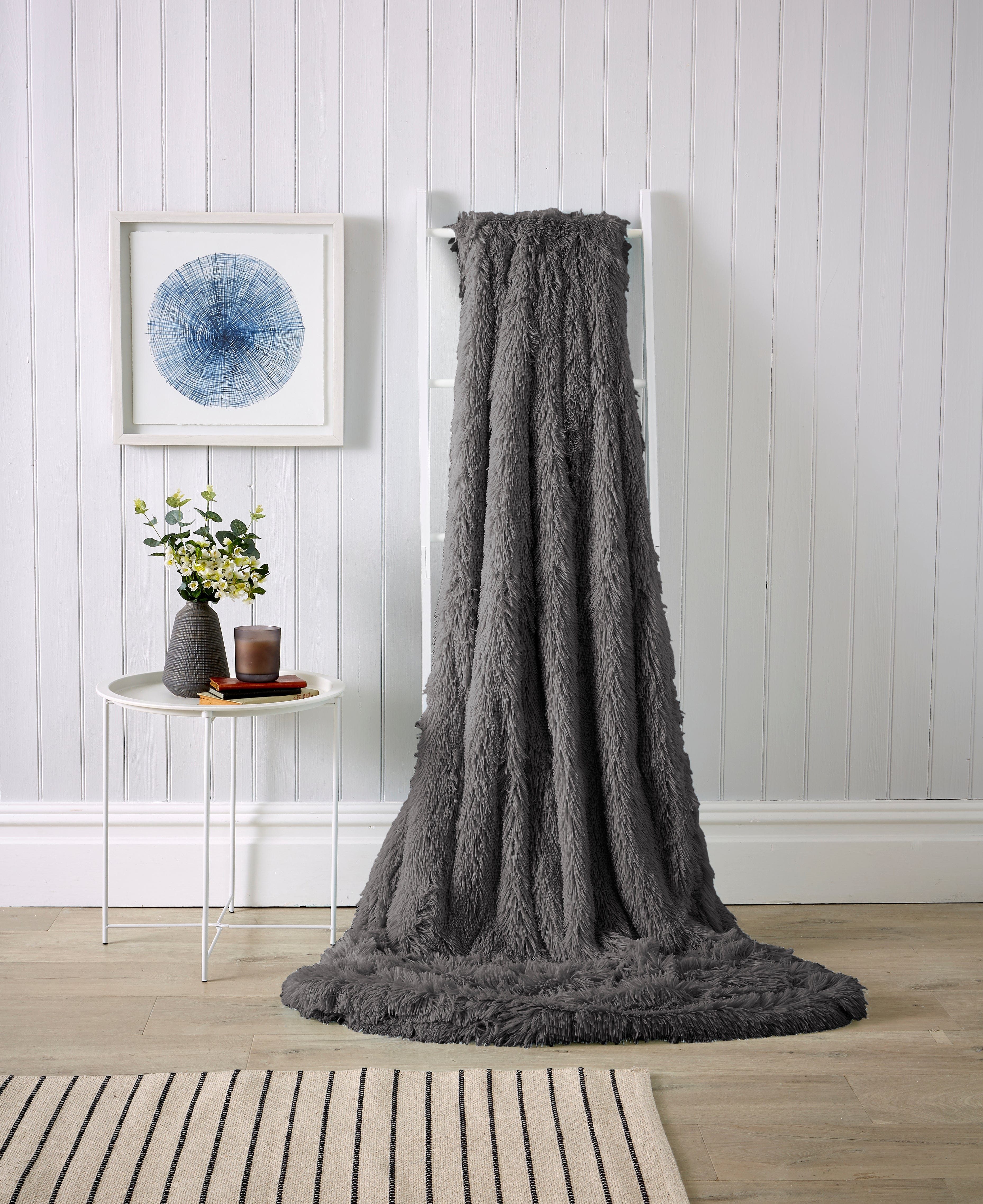 Oversized Chunky Soft Fleece Blanket Fluffy Throw